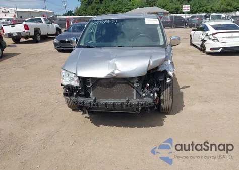 2016 Chrysler Town & Country Limited z USA, uszkodzony, nr VIN 2C4RC1JG8GR111265